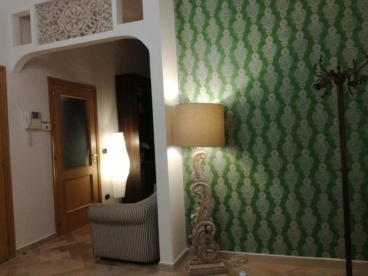 The Orange Groove Bed & Breakfast Bari Exterior foto