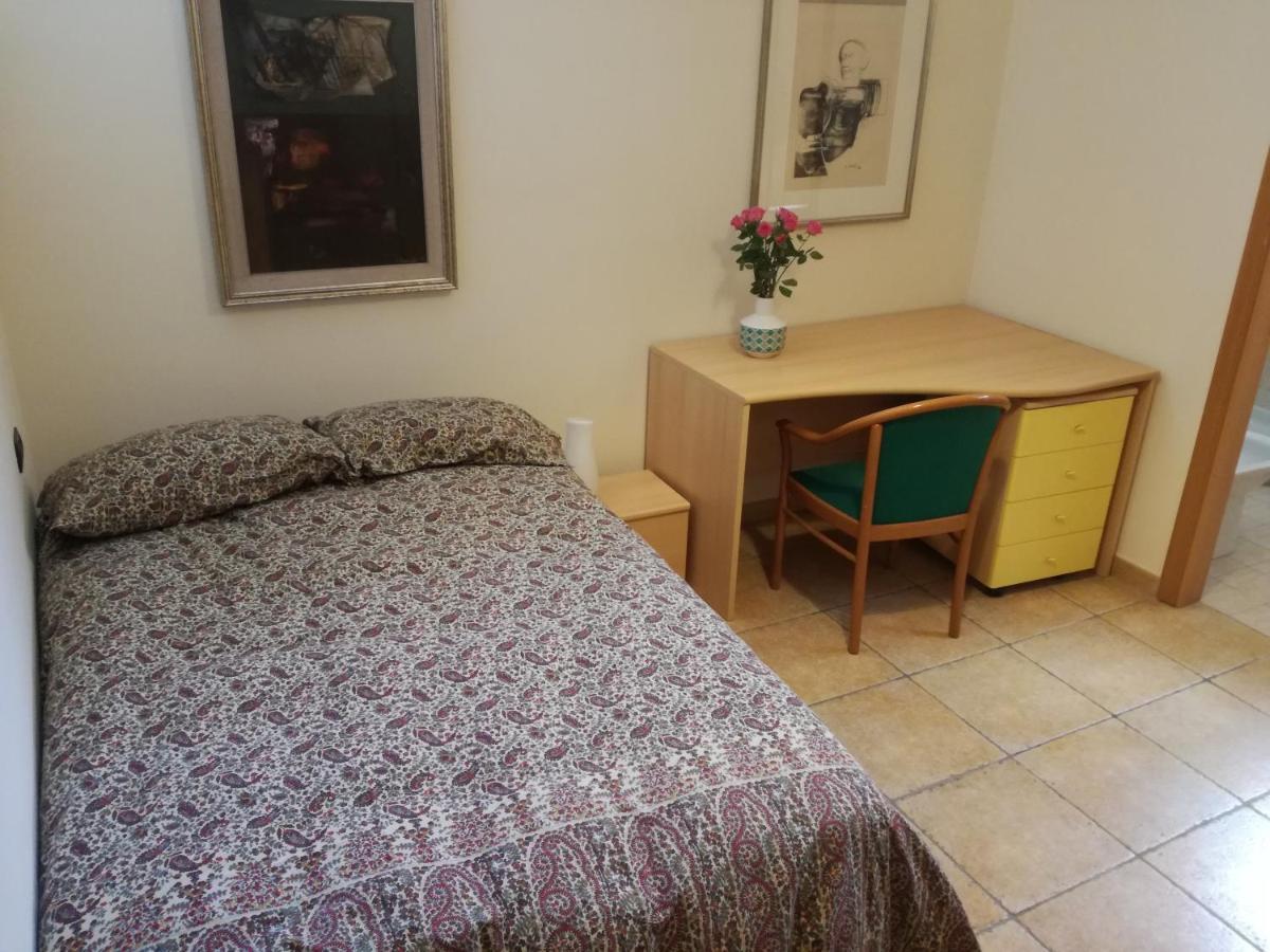 The Orange Groove Bed & Breakfast Bari Exterior foto