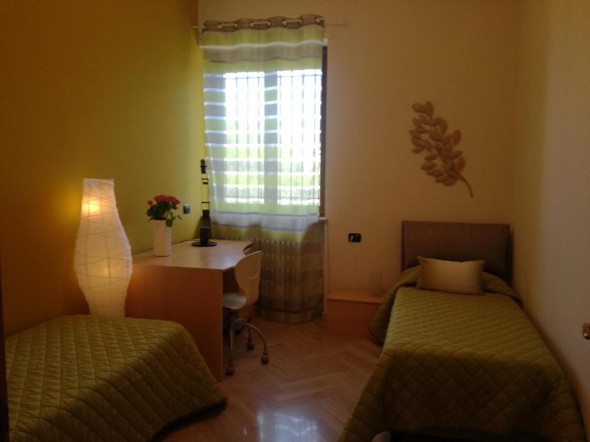 The Orange Groove Bed & Breakfast Bari Exterior foto