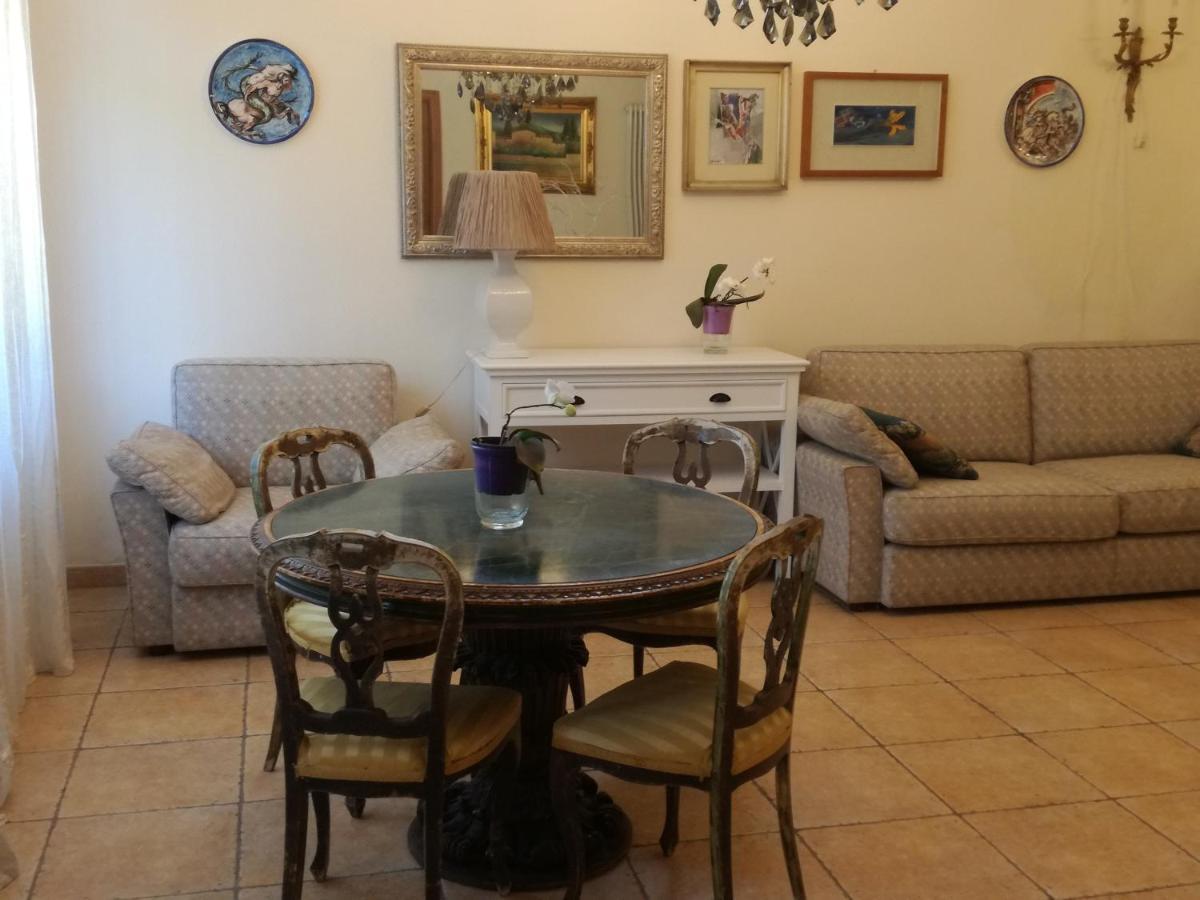 The Orange Groove Bed & Breakfast Bari Exterior foto